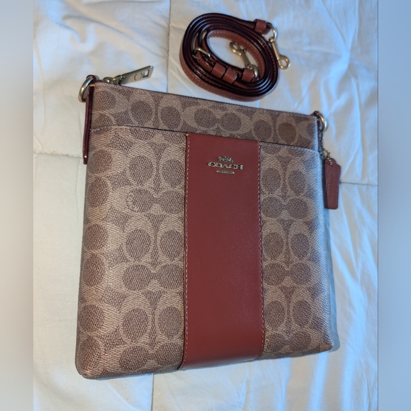 Coach Kitt Messanger Crossbody In Signature Canvas Rust Tan - Picture 4 of 4